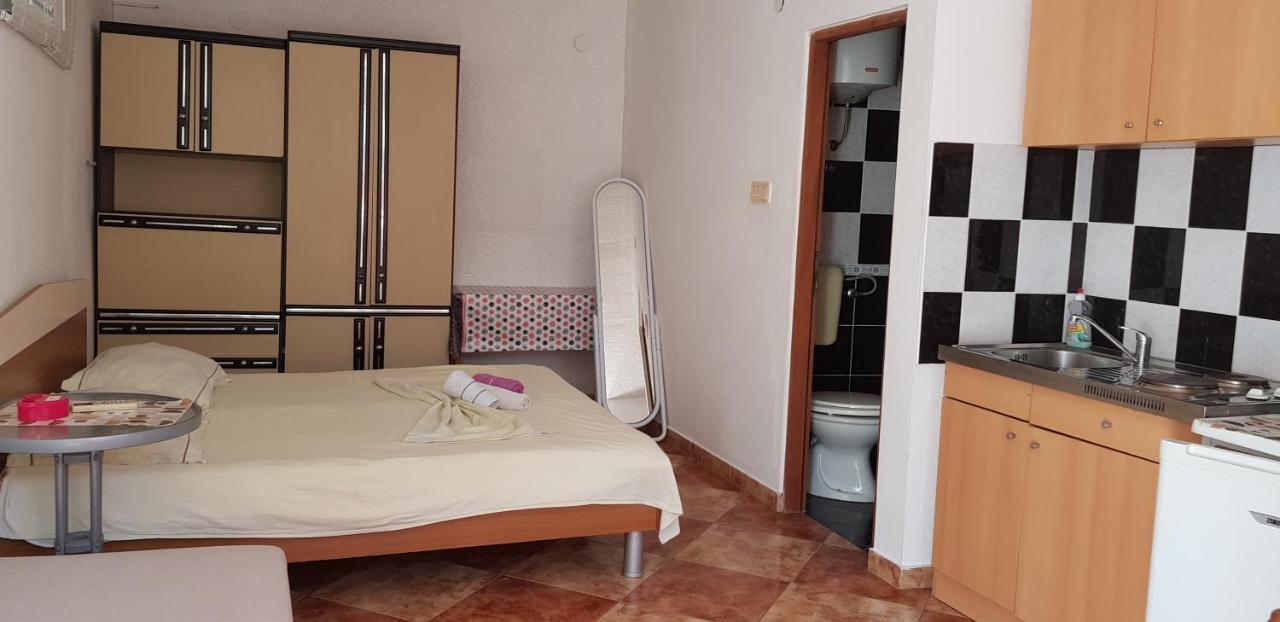 App Borna Daire Crikvenica Dış mekan fotoğraf