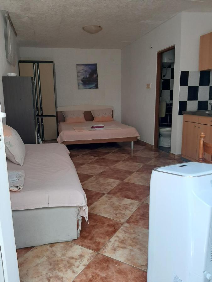 App Borna Daire Crikvenica Dış mekan fotoğraf